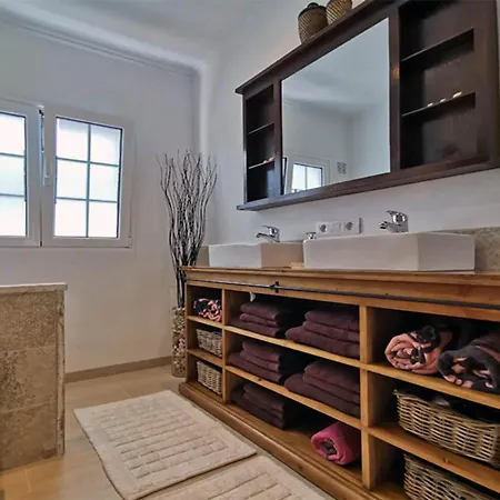 Casa Helena Del Mar *